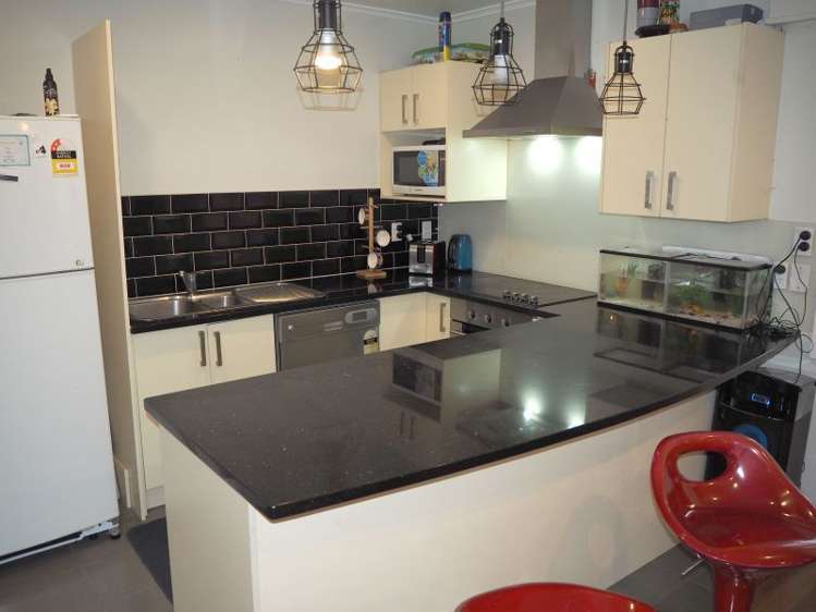 28 Ronald Place Manurewa_2