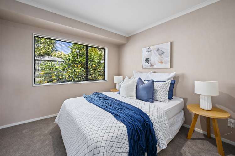 15 Frame Place Owhata_10