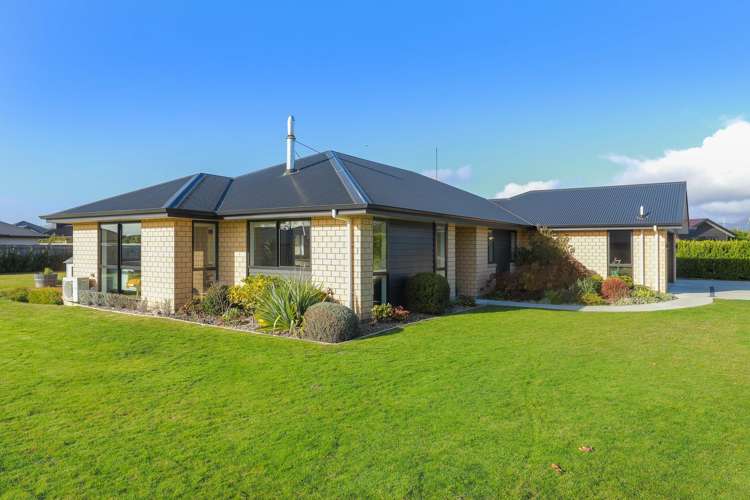 11 Aerodrome Road Burleigh_33