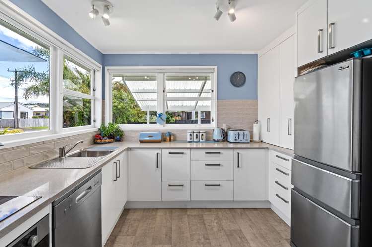 37a Hatton Road Orewa_10
