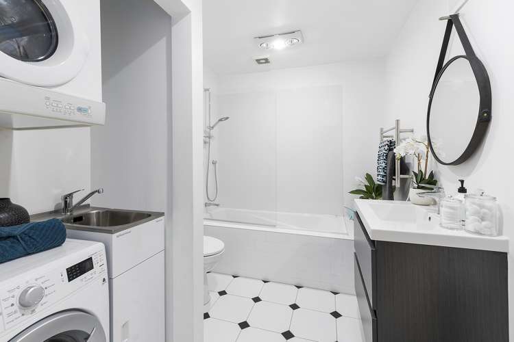 16 Lawson Place Mount Victoria_11