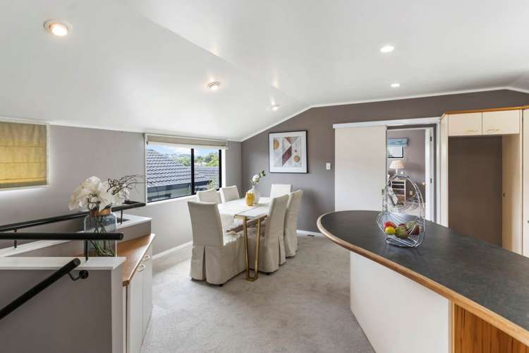 2/4 Mercury Lane Windsor Park_24