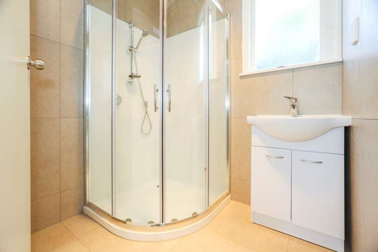 8a Commodore Drive Lynfield_4