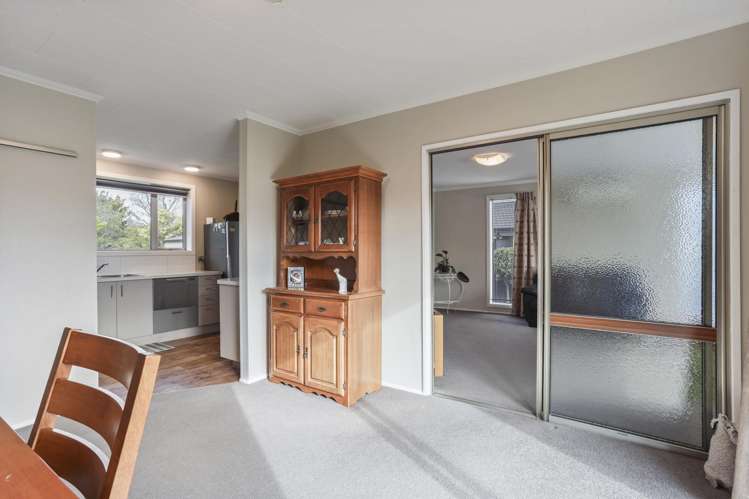 56 Lakewood Drive Burwood_9