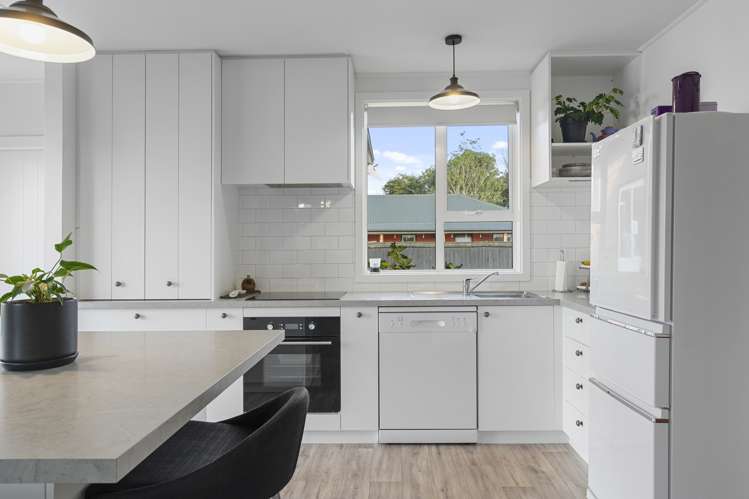 21 South Terrace Darfield_6