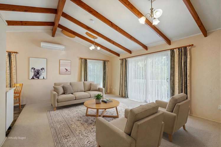 9 Redwood Rise Horahora_5