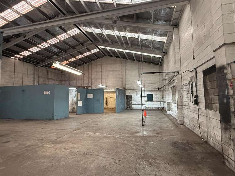 28 Montgomery Crescent Clouston Park_14