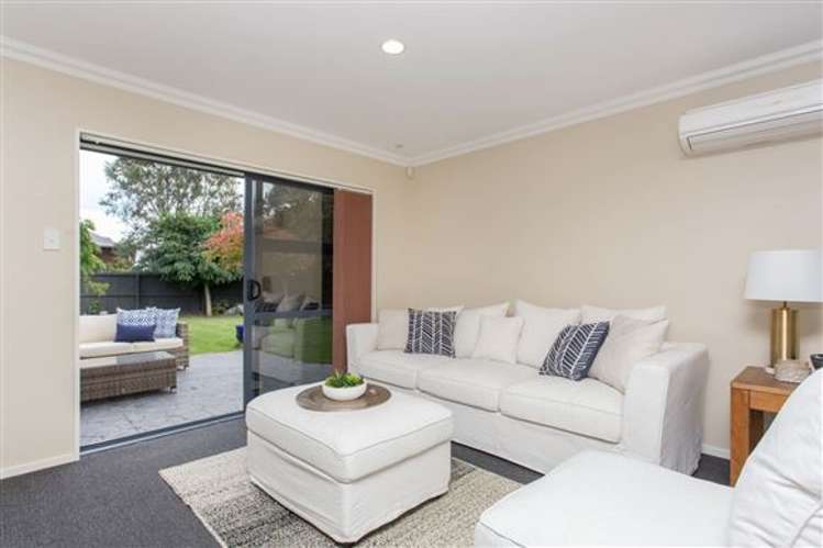 22 Saint Keverne Close Burwood_4