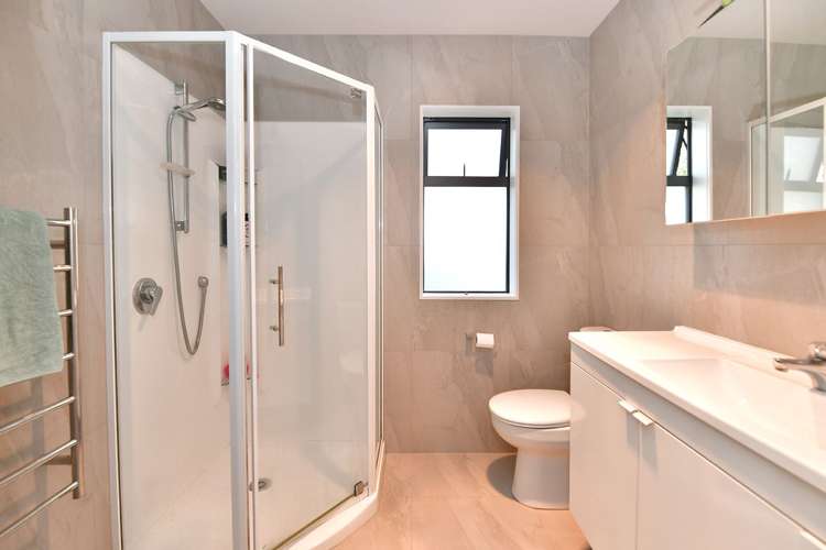 36 Surf Road Stanmore Bay_10