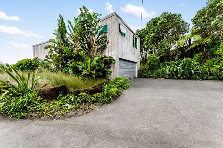 2 Berridge Road Muriwai_31