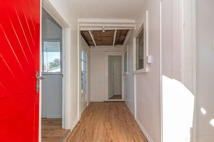 28 and 28a Hammond Street Bulls_6