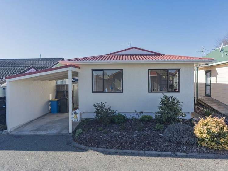 16 Fernlea Rise Richmond_9