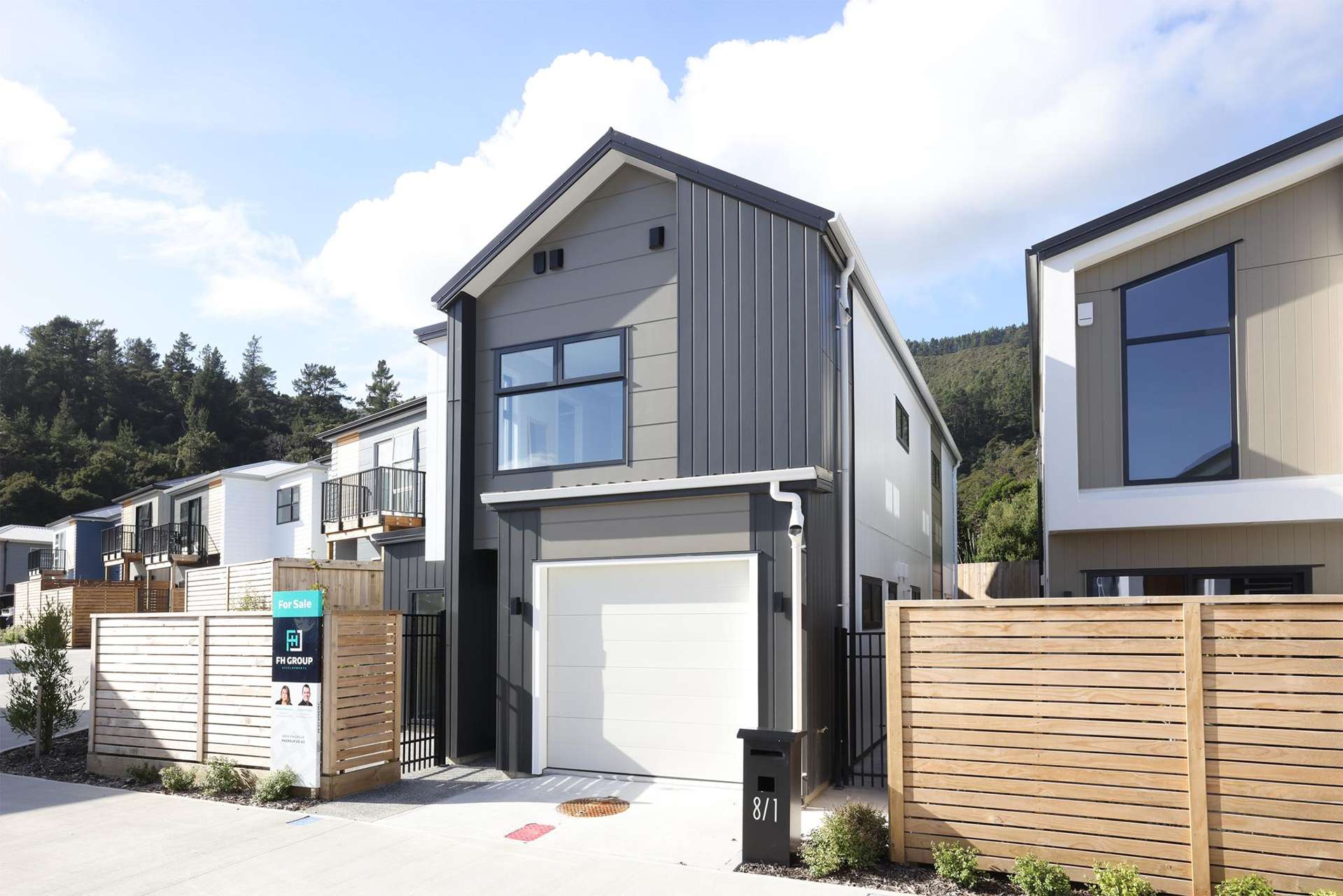 2 Helvetia Grove Naenae_0
