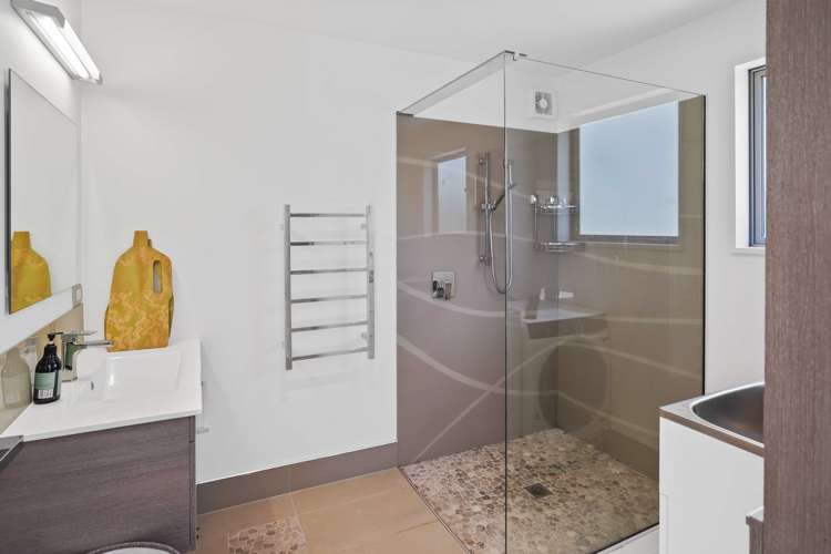 23 Moody Street Gore Bay_19