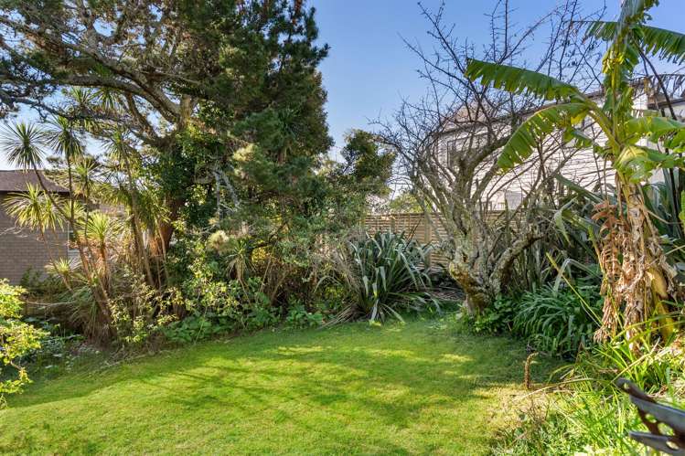 6 Madison Place Forrest Hill_18