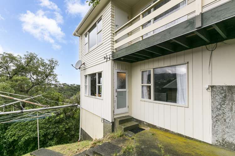 3/25 Winston Street Crofton Downs_8