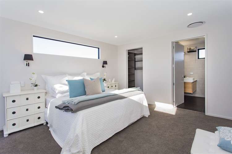 15b Garden Road Merivale_11