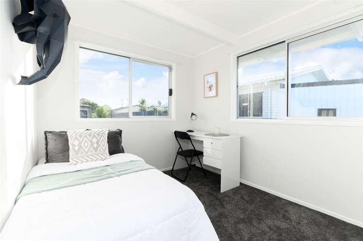 35a Beach Road Te Atatu Peninsula_14