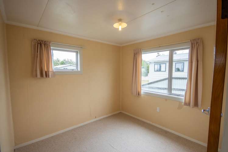 14 Sefton Street Twizel_11