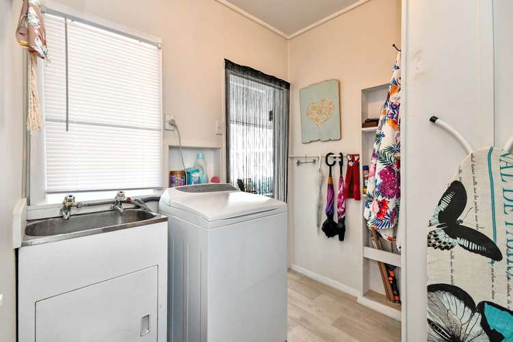 1/22 Duke Street Papakura_13
