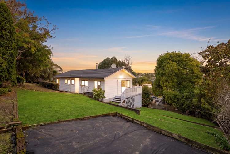 1/11 Jenanne Place Totara Vale_10