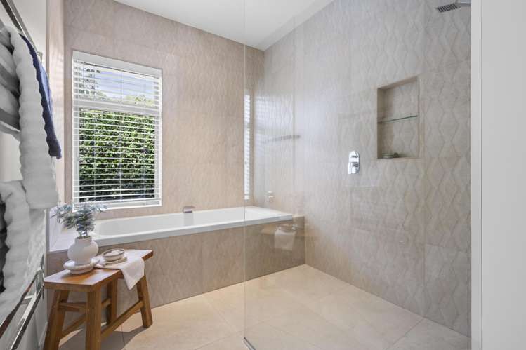 13 Graham Street One Tree Point_26