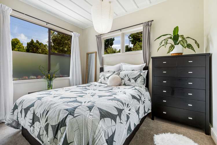 218 Woodlands Park Road Titirangi_6