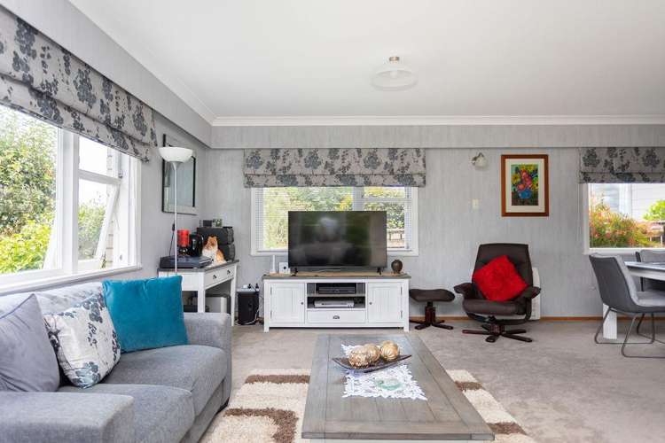 129 Guy Street Dannevirke_5