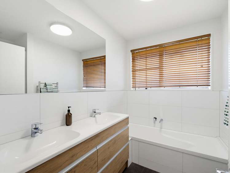 2/63 Gainsborough Street Hoon Hay_16