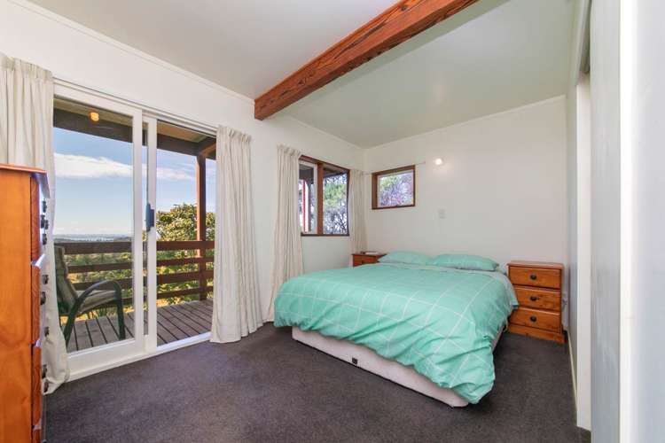 422 Huia Road Laingholm_10