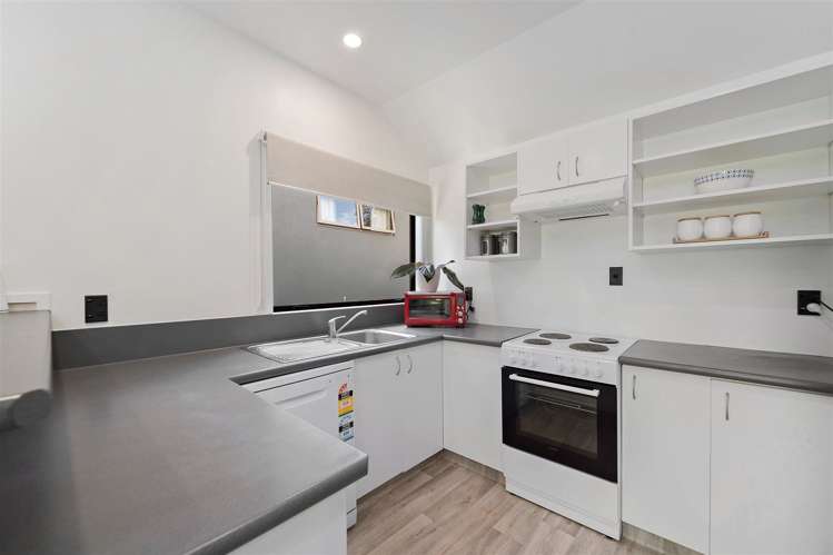 3a Aspen Grove Fernhill/Sunshine Bay_1