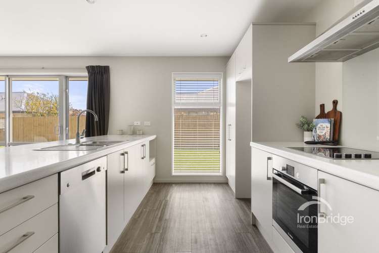 20 Saint Adela Place_4