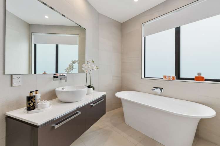 4c Beach Road Castor Bay_18