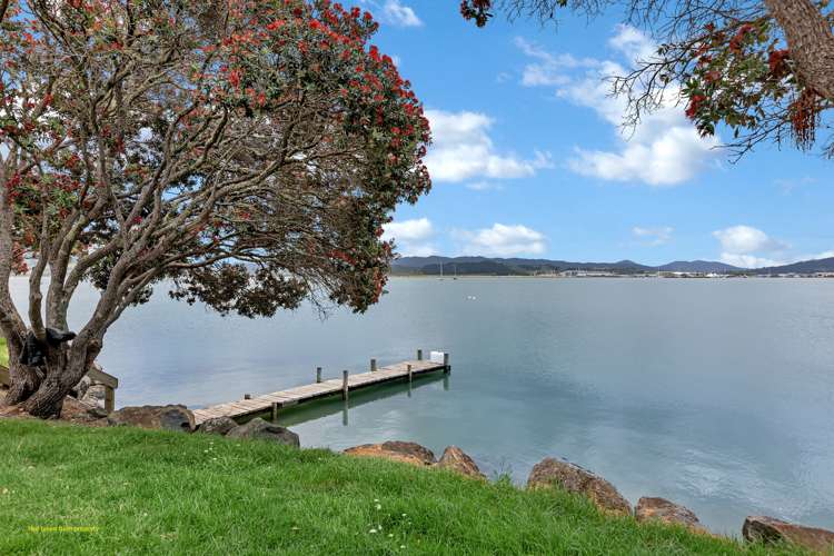 286 Beach Road Onerahi_26