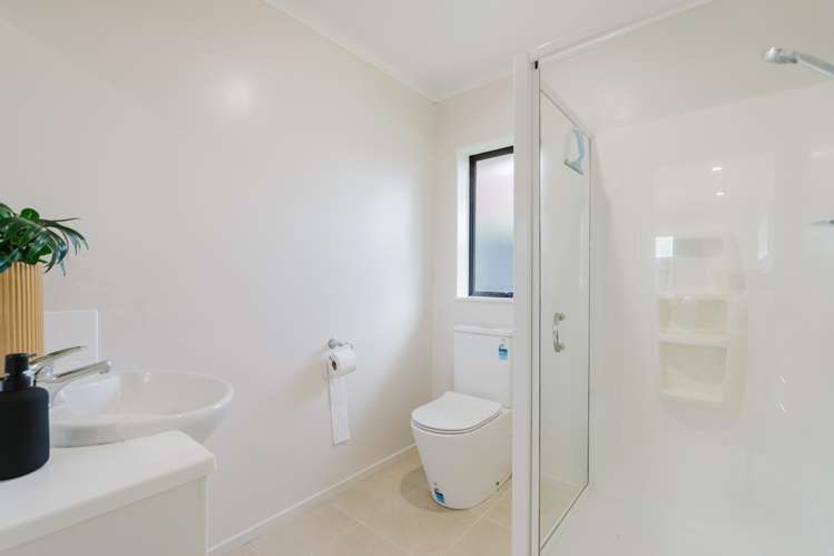 17 Burgundy Court Rototuna_21