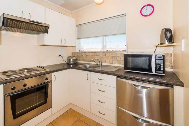 2/14 Butley Drive Farm Cove_9