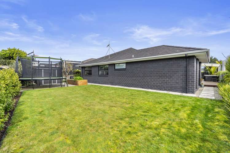 3 Floyd Road Riverhead_11