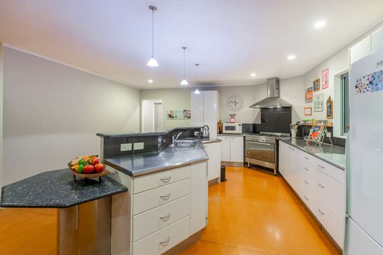 21a Jeep Road Raumati South_7