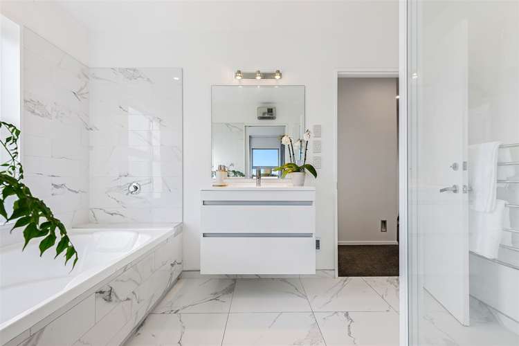 88 Bruces Road Sefton_15