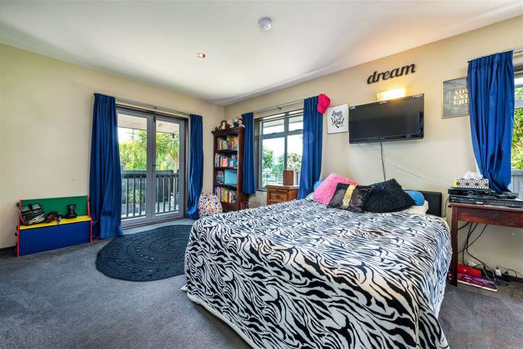 1 Lookout Drive Laingholm_17