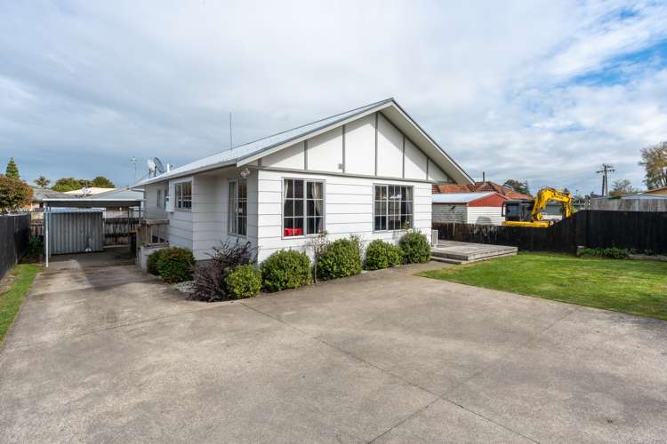 287 Te Rapa Road Beerescourt_1