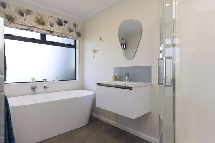 24 Heathcote Street Central_23