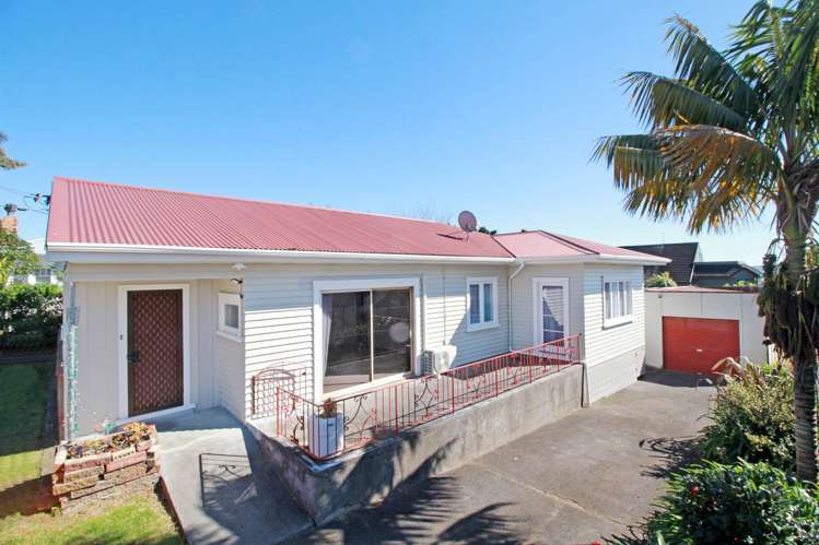 5 Takutai Avenue Bucklands Beach_1