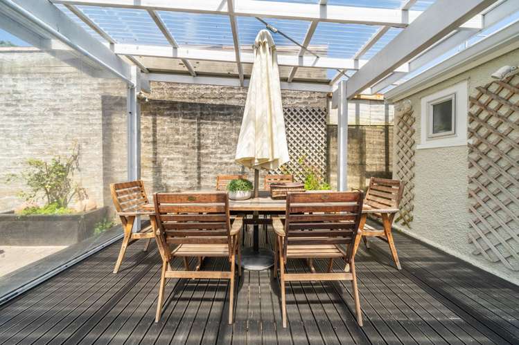 22 Kensington Avenue Petone_25