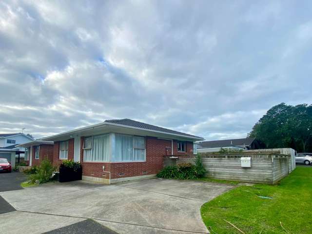 1/80 Moore Street Hillcrest_1