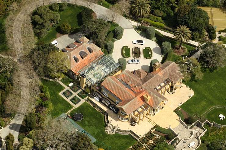 The former Hotchin mansion on Huriaro Place, in Orakei, Auckland. The trophy home's CV rose from $58m to more than $70m. Photo / Fiona Goodall