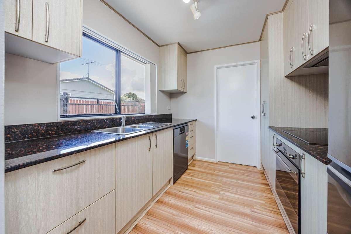 4/53A Abbotts Way_4