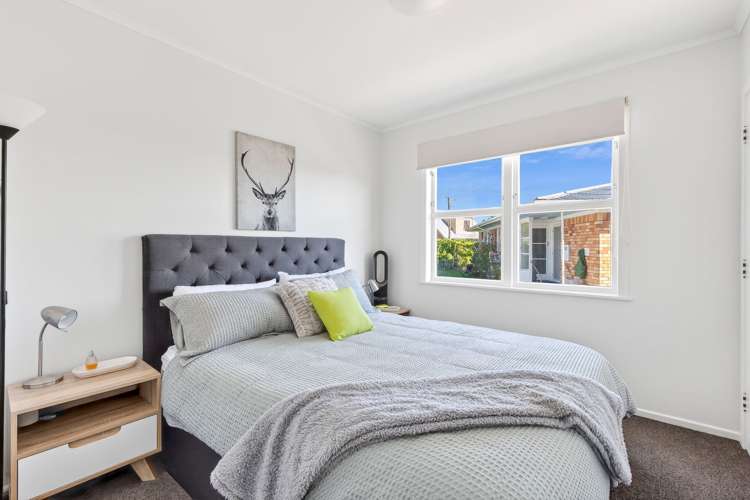 40 Southsea Crescent Silverdale_9