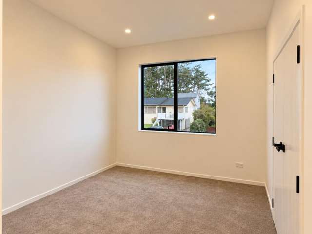 5/35 Glenbervie Crescent Massey West_4