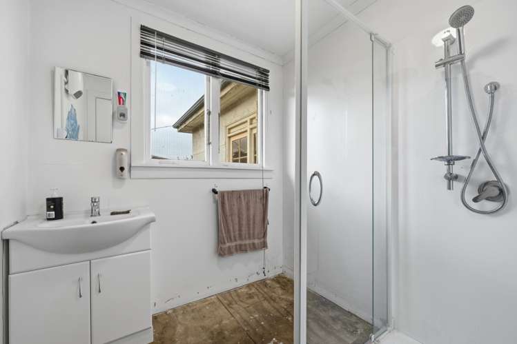 224 Pomona Street Strathern_17